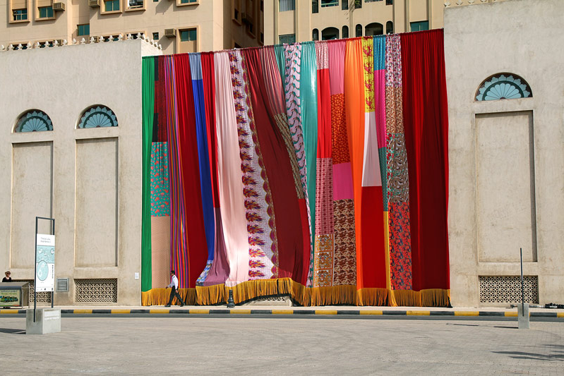 Joe Namy, Libretto-o-o: A Curtain Design in the Bright Sunshine Heavy with Love, 2017. Site-specific installation, curtain and stereo sound. © Photo: Haupt & Binder