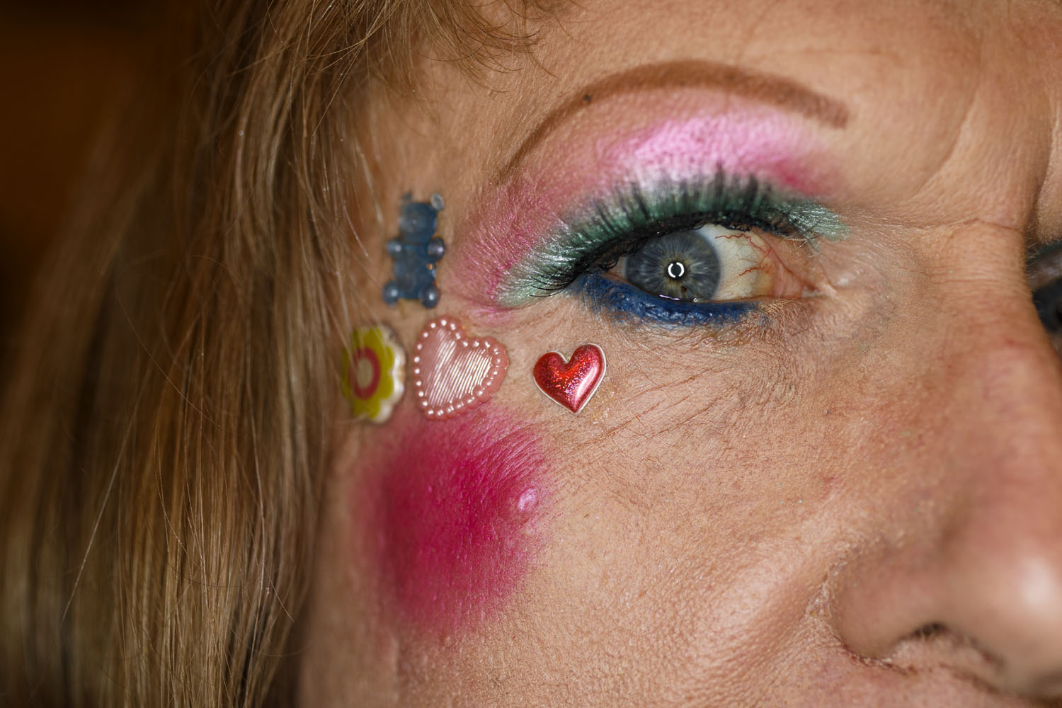 Contemporary Art Society dinner, Grayson Perry's studio, London, England, 2020. © Martin Parr / Magnum Photos