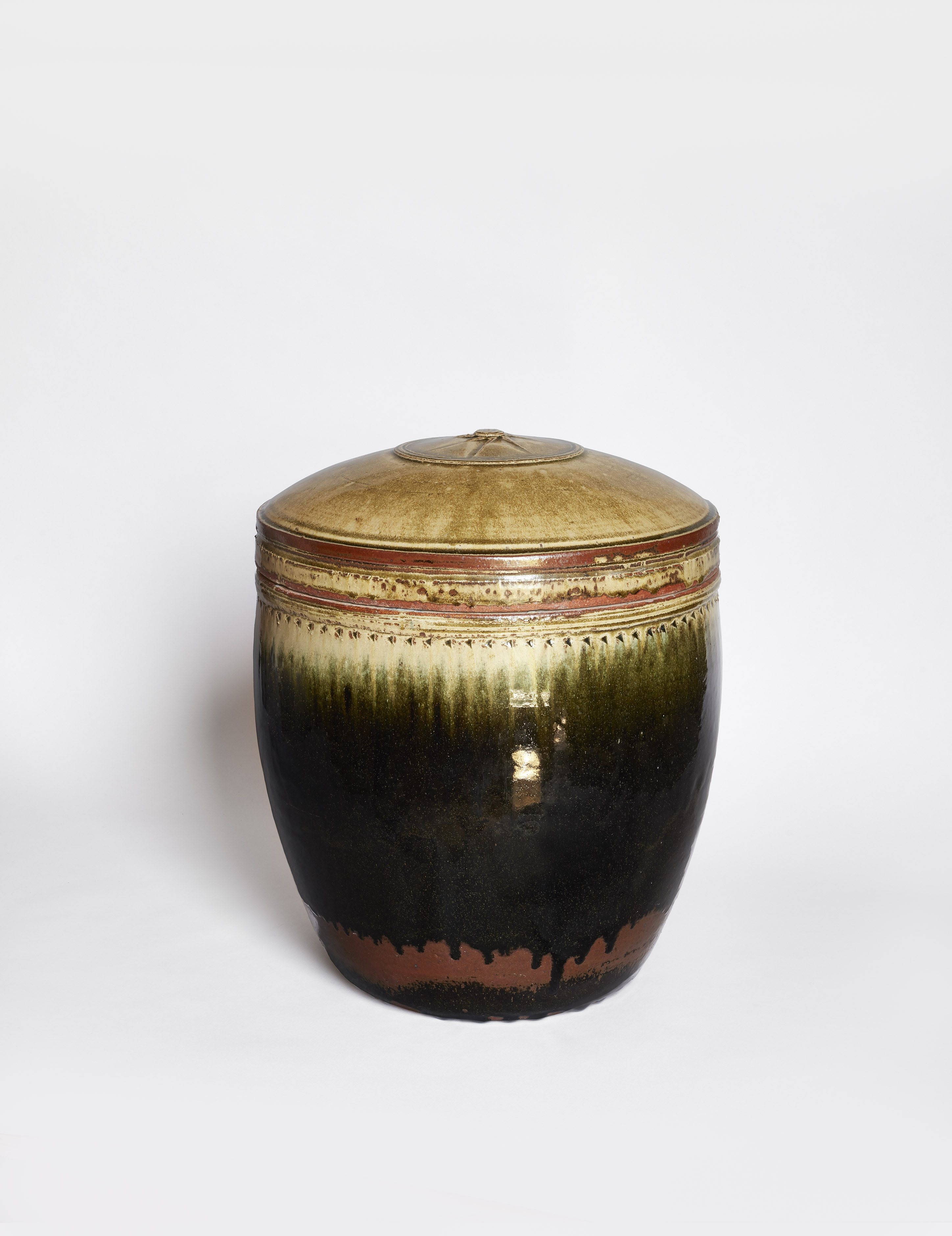 Medium caddy (lidded) (late 1980s)