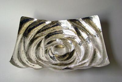 Silver tray (2005)